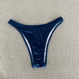 solid & striped bikini bottoms